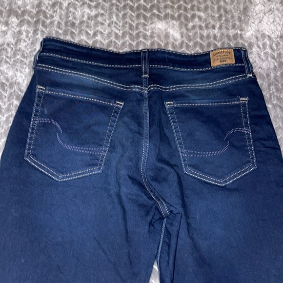 NWOT Levi’s. Mid Rise Skinny.  31x28. - Picture 4 of 11